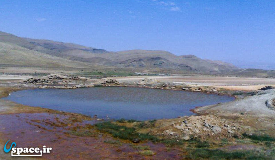 چشمه آب معدنی گرادو - تفرش